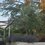 Hedoniste 1 度假居 Herpy-l'Arlesienne